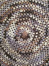 Load image into Gallery viewer, Round Granny Square Blanket
