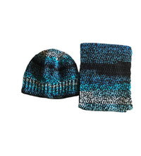 Load image into Gallery viewer, Ridge Black Beanie and Scarf Set
