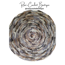Load image into Gallery viewer, Round Granny Square Blanket
